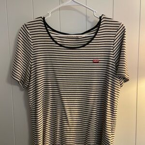 Levi's Women's Black and White Striped Tee